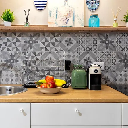 Dabaix Dietro I Bastioni *